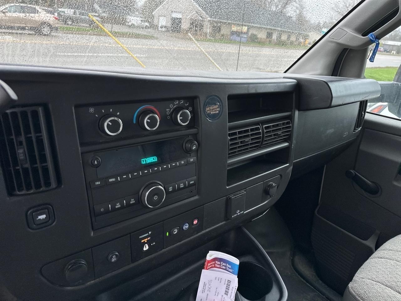 Chevrolet Express Commercial Cutaway 3500 Van 159" 2022