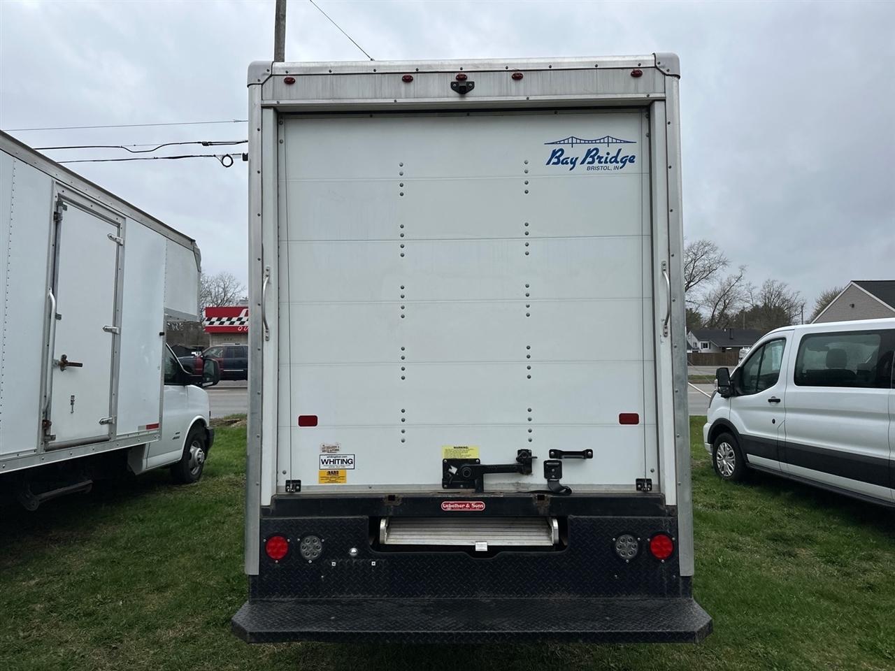 Chevrolet Express Commercial Cutaway 3500 Van 159" 2022