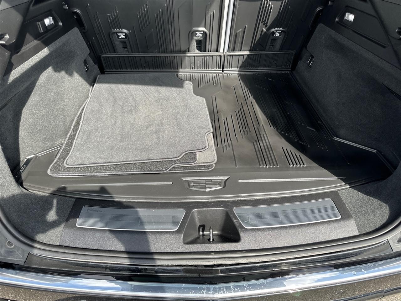 Cadillac Lyriq 4dr Luxury w/1SC 2024