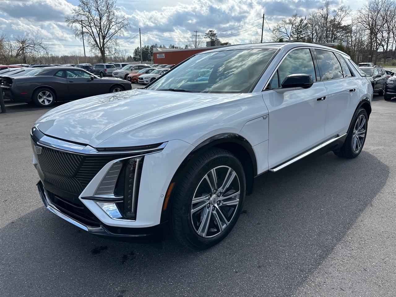 2024 Cadillac Lyriq 4dr Luxury w/1SC