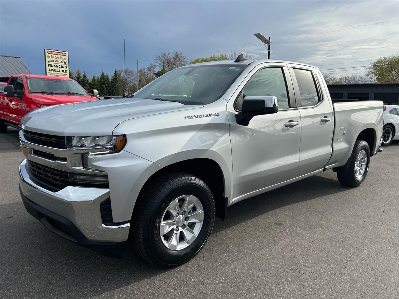 Chevrolet Silverado 1500 2WD Double Cab 147" LT 2021