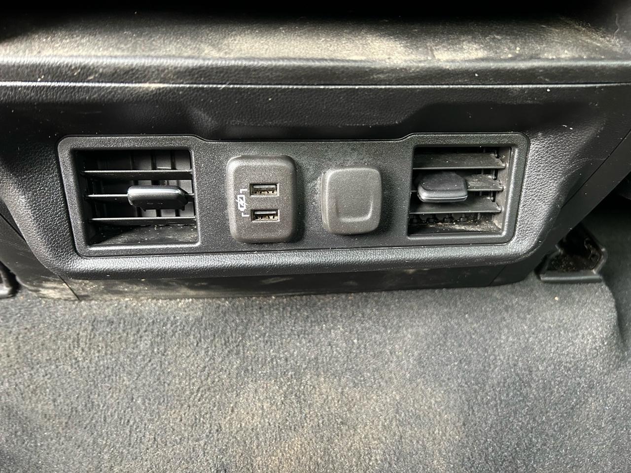 Chevrolet Silverado 1500 2WD Double Cab 147" LT 2021