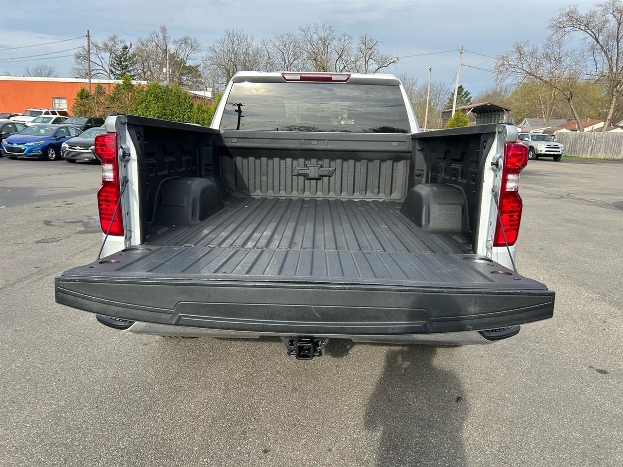 Chevrolet Silverado 1500 2WD Double Cab 147" LT 2021