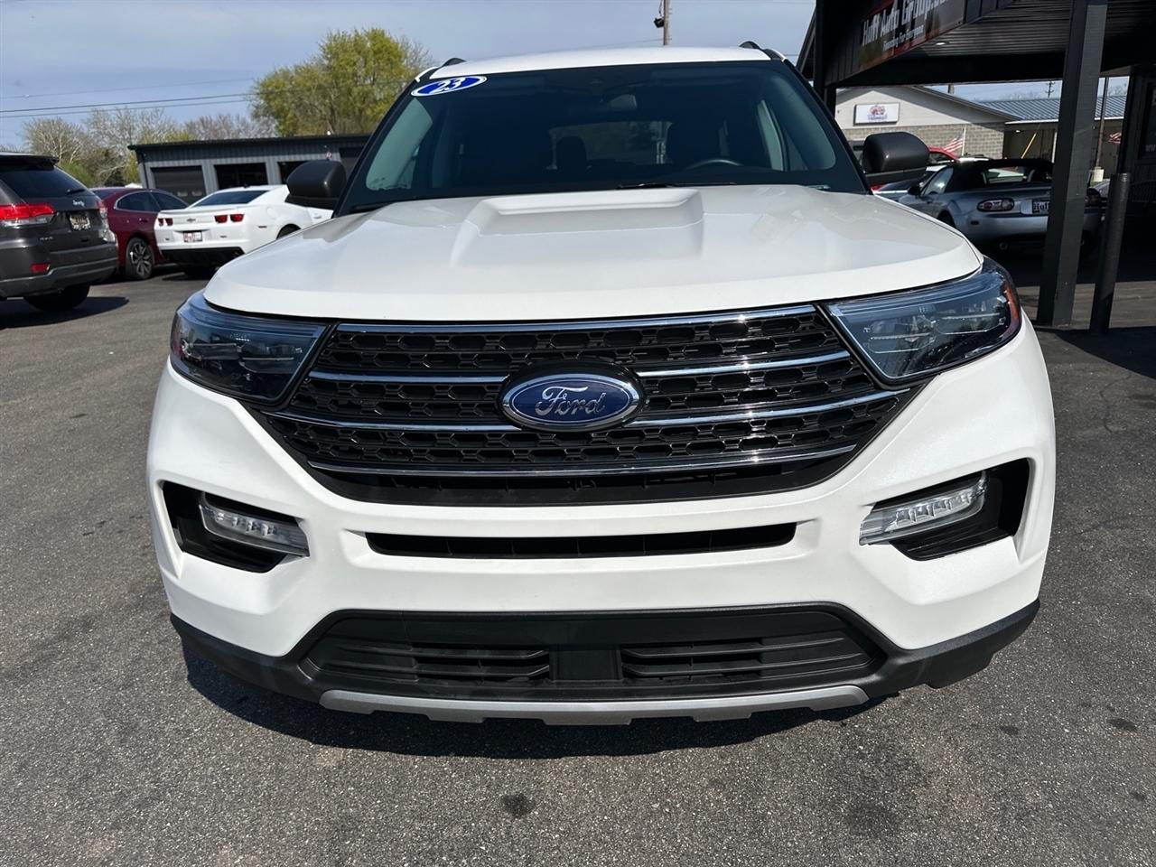 Ford Explorer XLT 4WD 2023