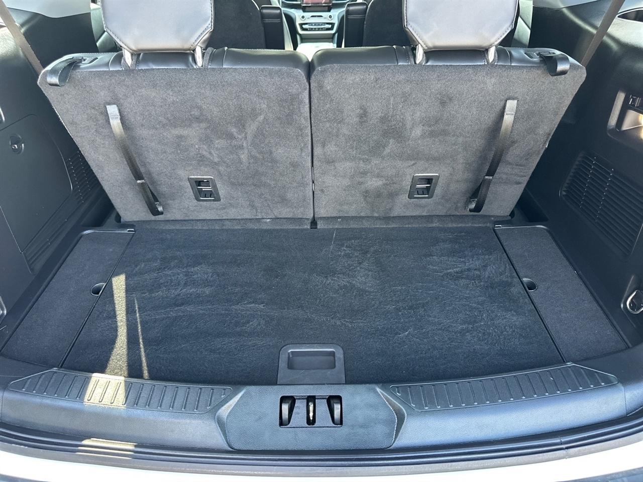 Ford Explorer XLT 4WD 2023