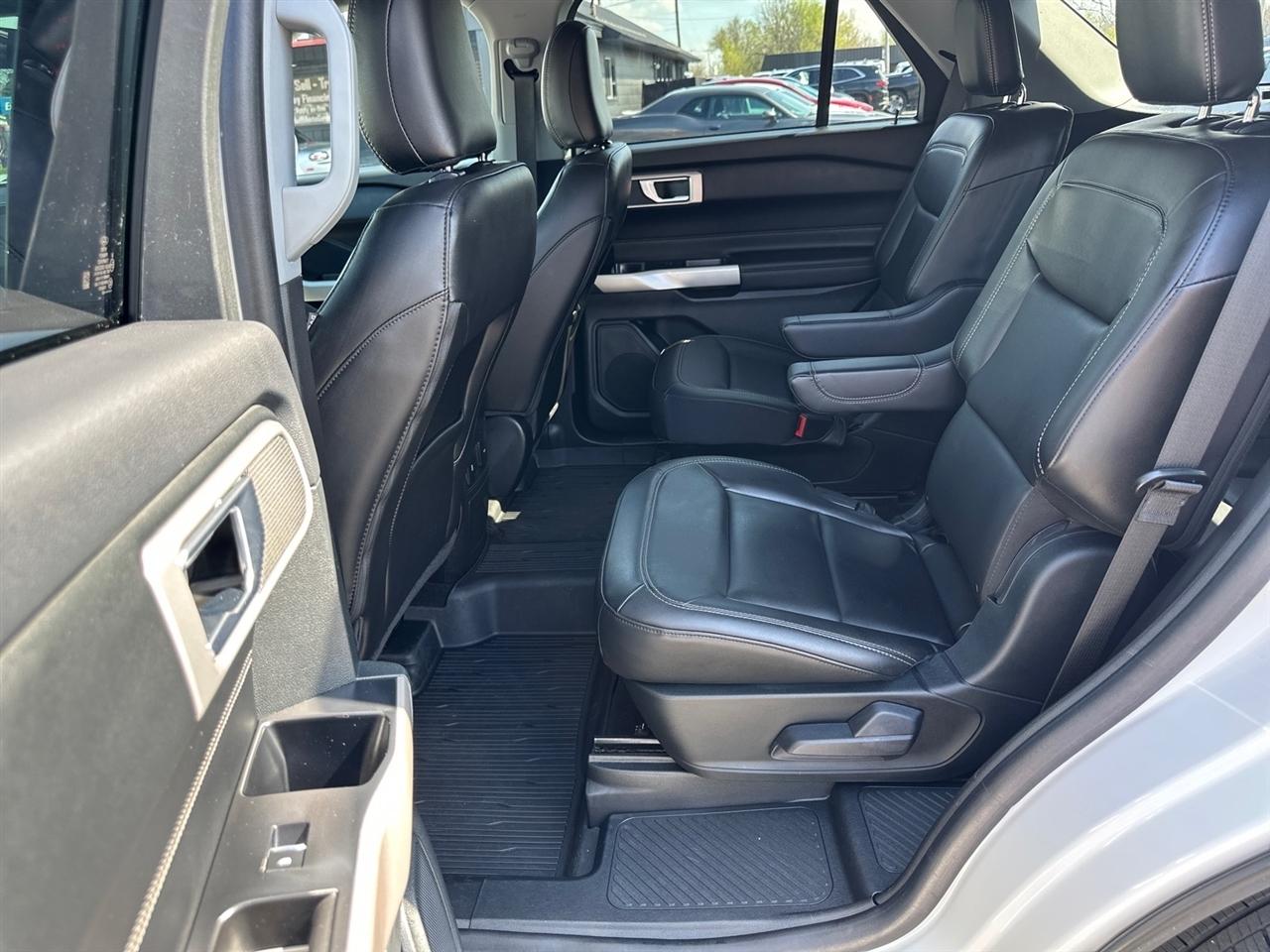 Ford Explorer XLT 4WD 2023