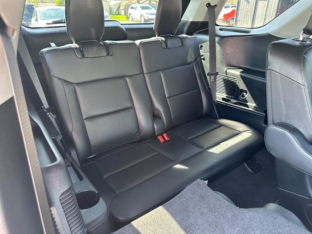 Ford Explorer XLT 4WD 2023