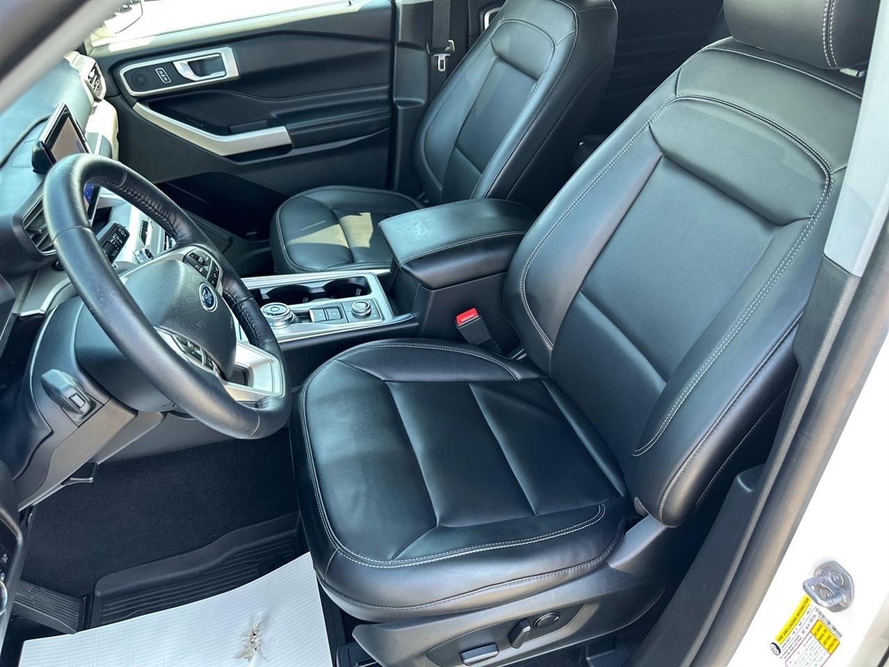 Ford Explorer XLT 4WD 2023