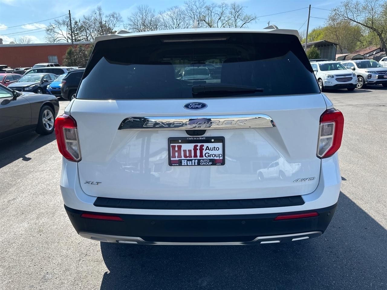 Ford Explorer XLT 4WD 2023