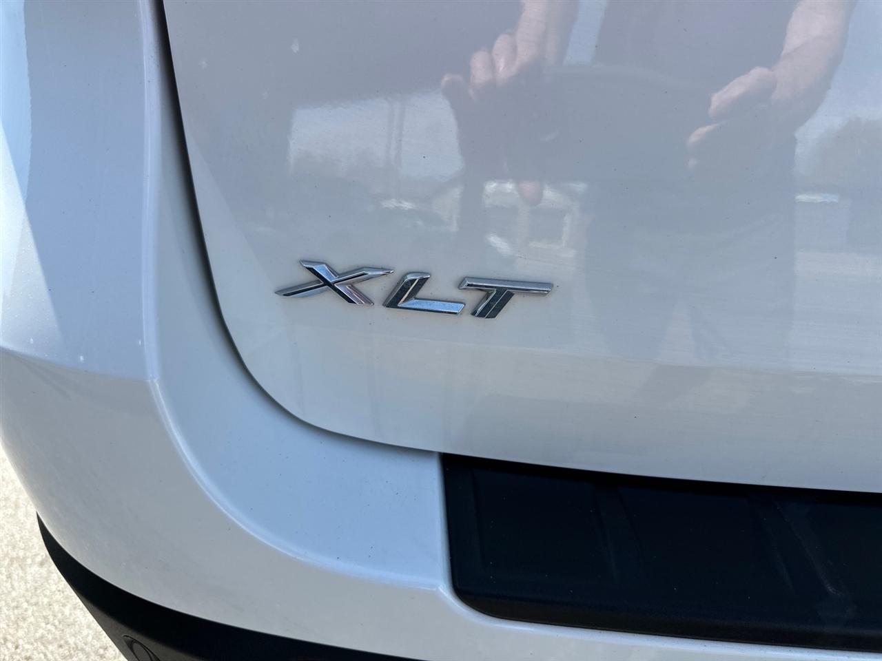 Ford Explorer XLT 4WD 2023