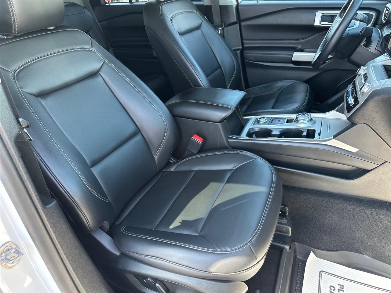 Ford Explorer XLT 4WD 2023