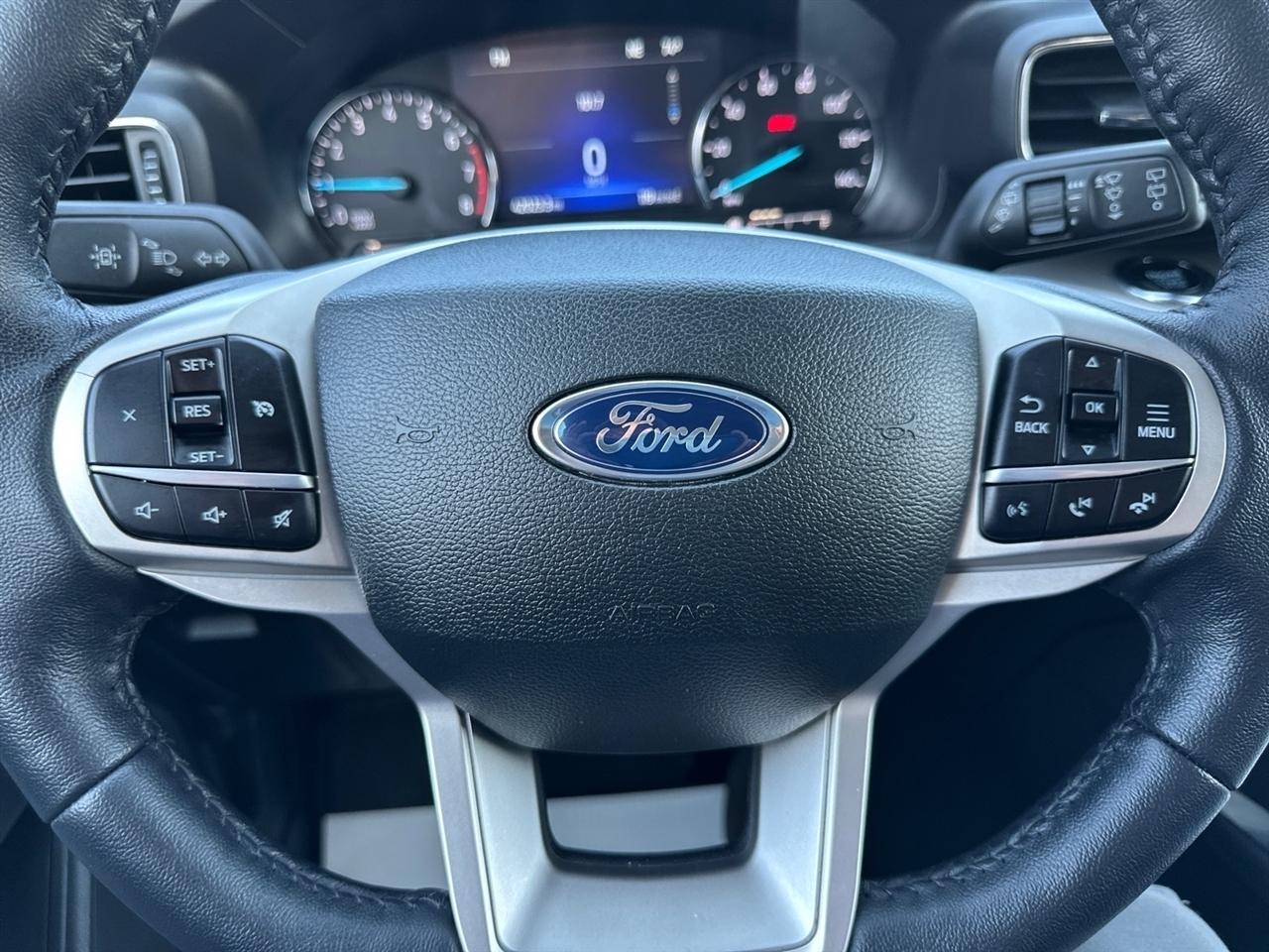 Ford Explorer XLT 4WD 2023