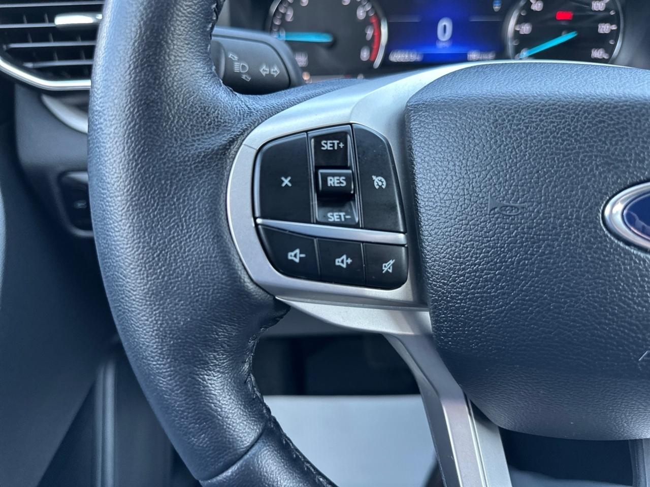 Ford Explorer XLT 4WD 2023