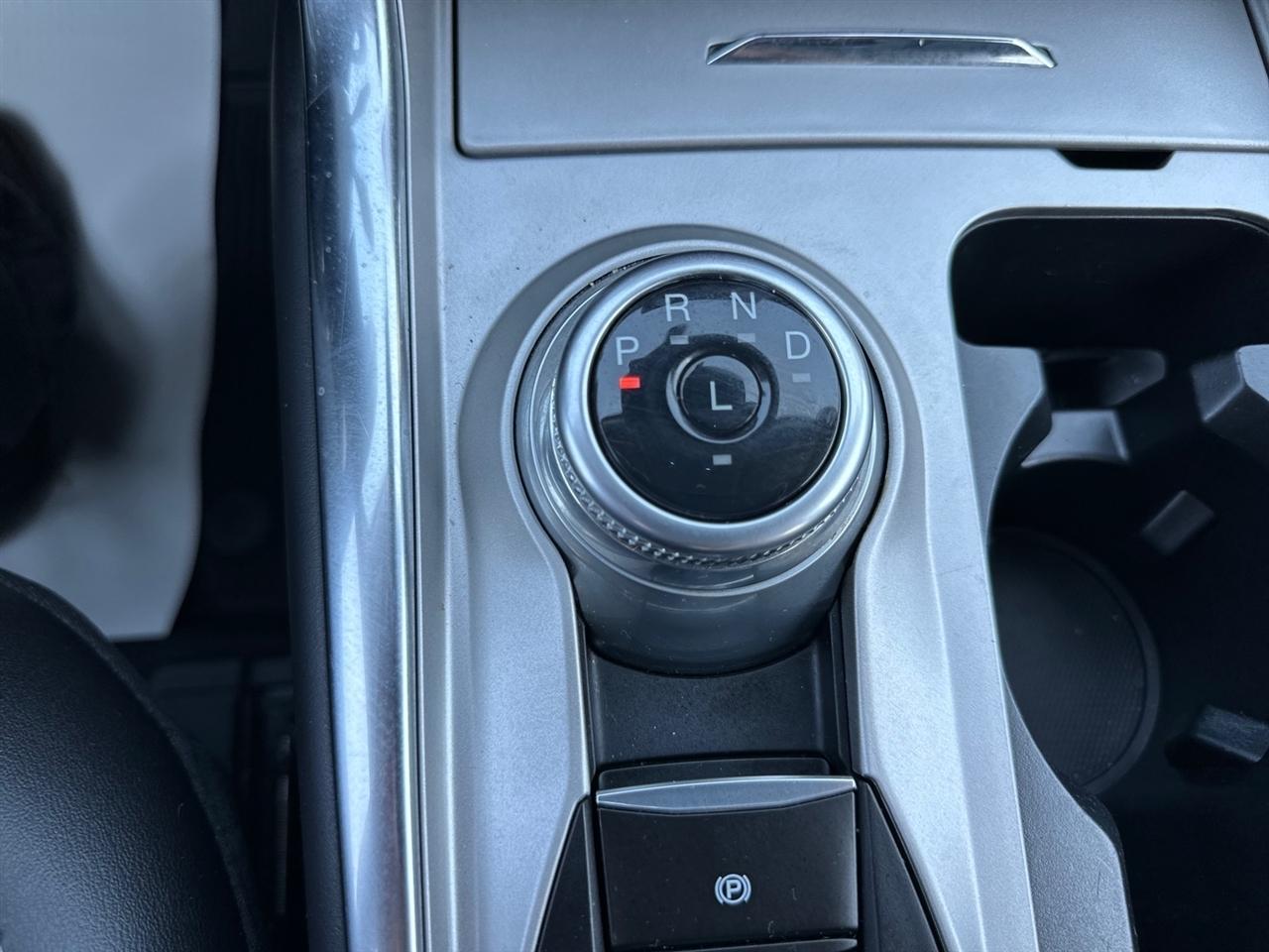 Ford Explorer XLT 4WD 2023