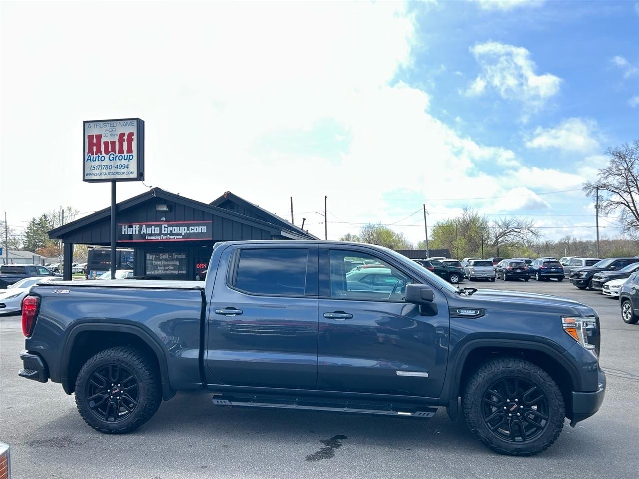 GMC Sierra 1500 4WD Crew Cab 147" Elevation w/3SB 2021