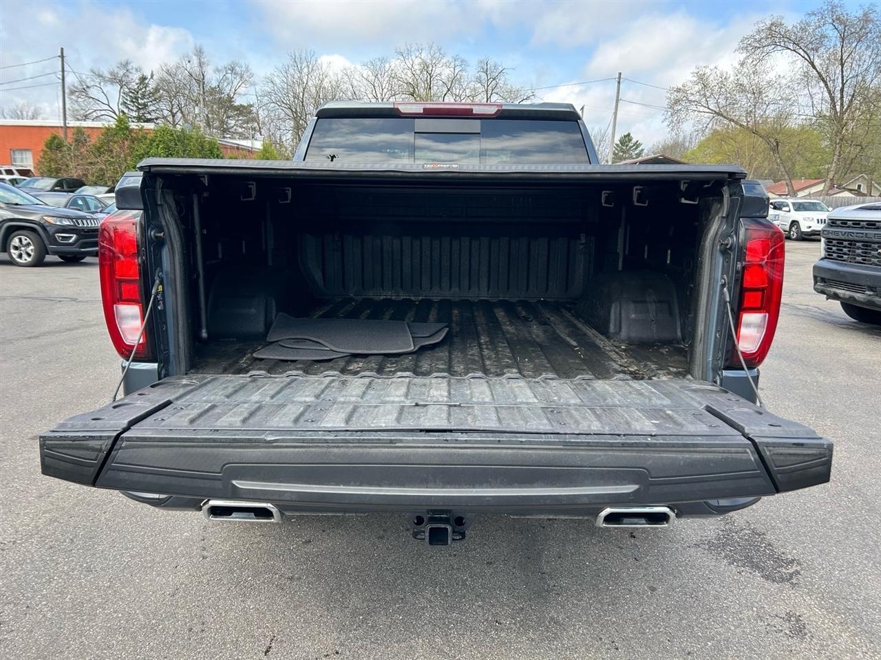 GMC Sierra 1500 4WD Crew Cab 147" Elevation w/3SB 2021