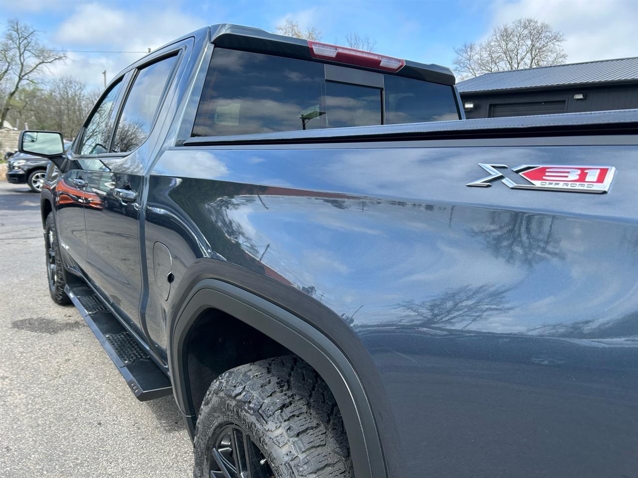 GMC Sierra 1500 4WD Crew Cab 147" Elevation w/3SB 2021