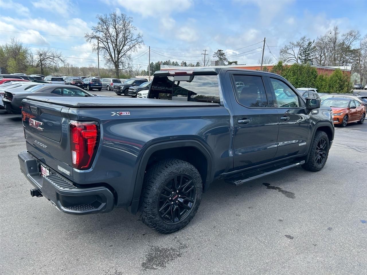 GMC Sierra 1500 4WD Crew Cab 147" Elevation w/3SB 2021