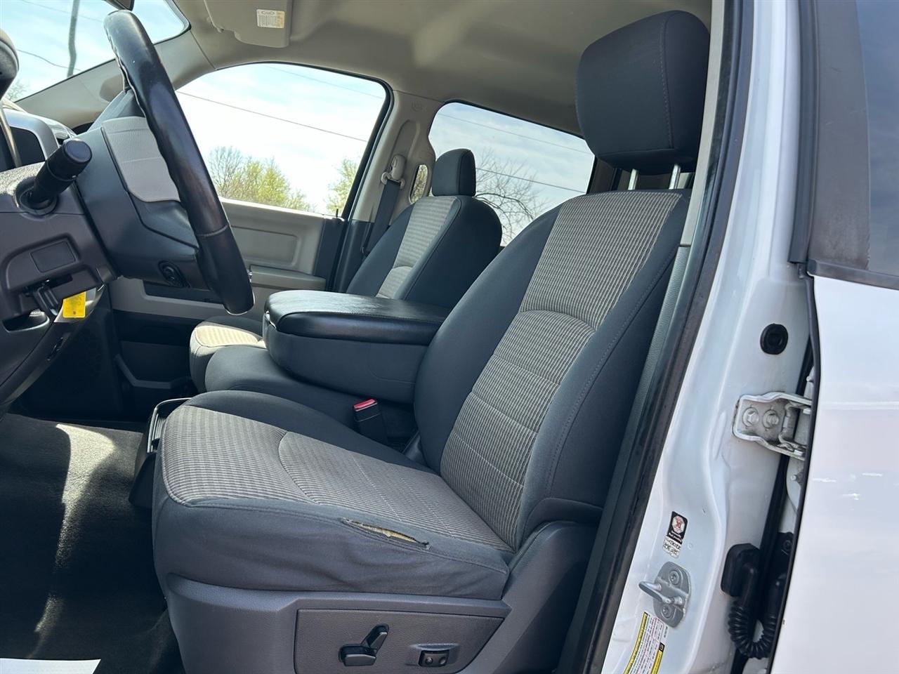 Dodge Ram 2500 4WD Crew Cab 149" SLT 2010