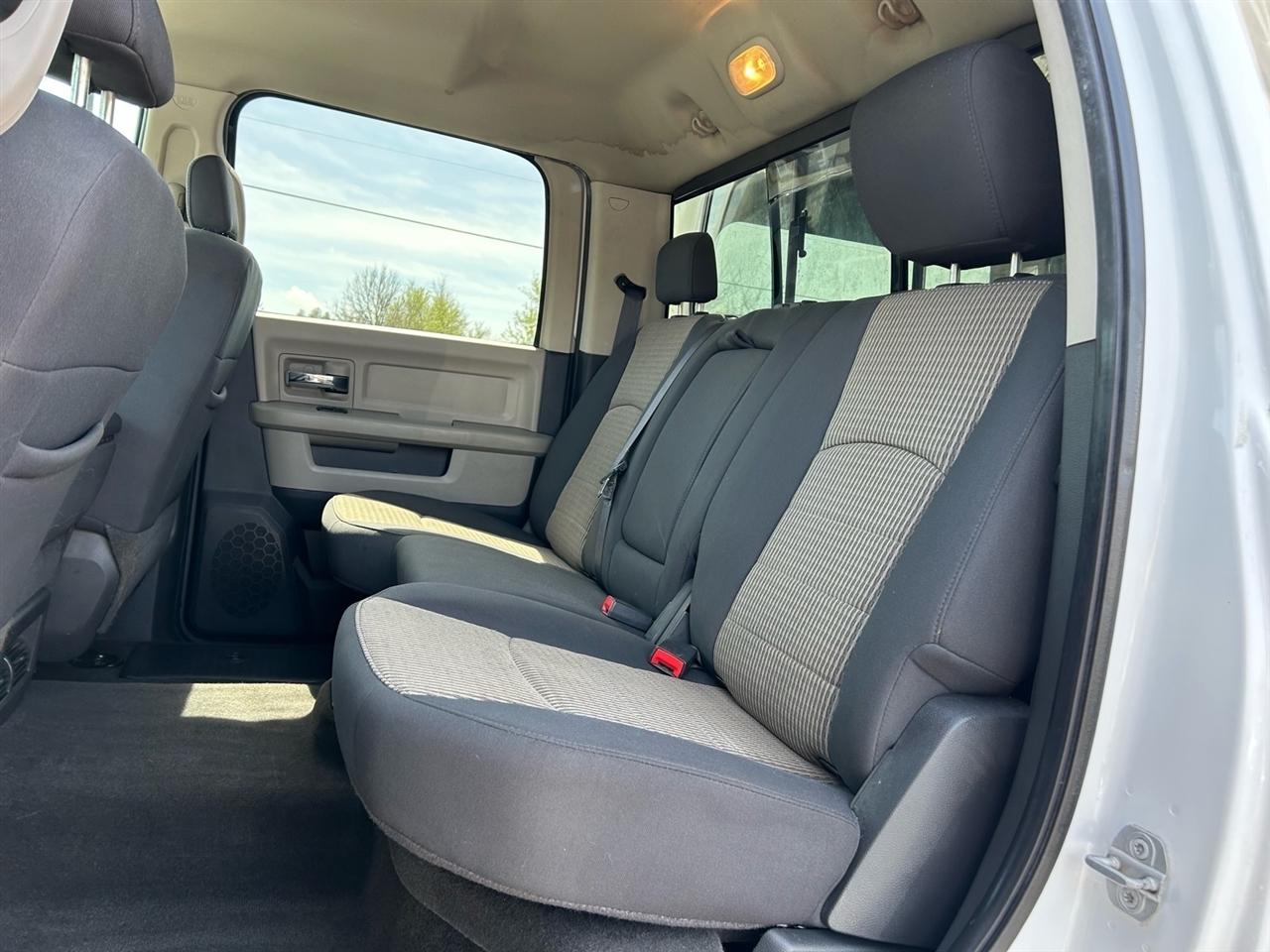 Dodge Ram 2500 4WD Crew Cab 149" SLT 2010