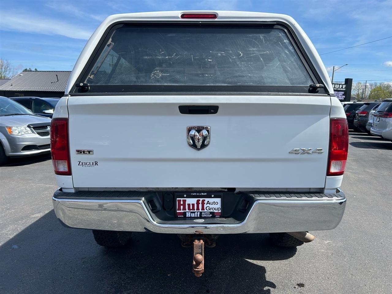 Dodge Ram 2500 4WD Crew Cab 149" SLT 2010