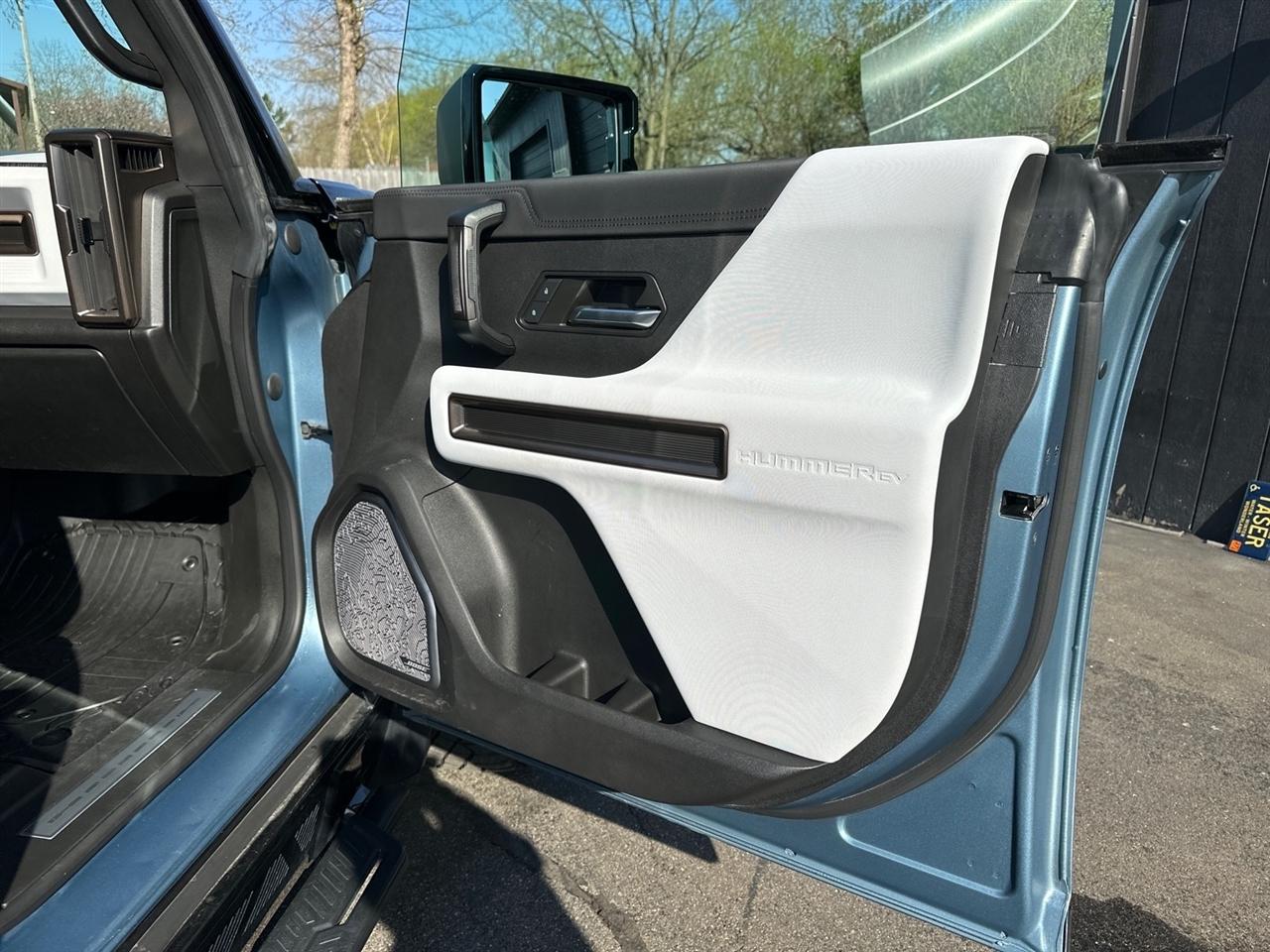 GMC HUMMER EV SUV e4WD 4dr 3X 2024