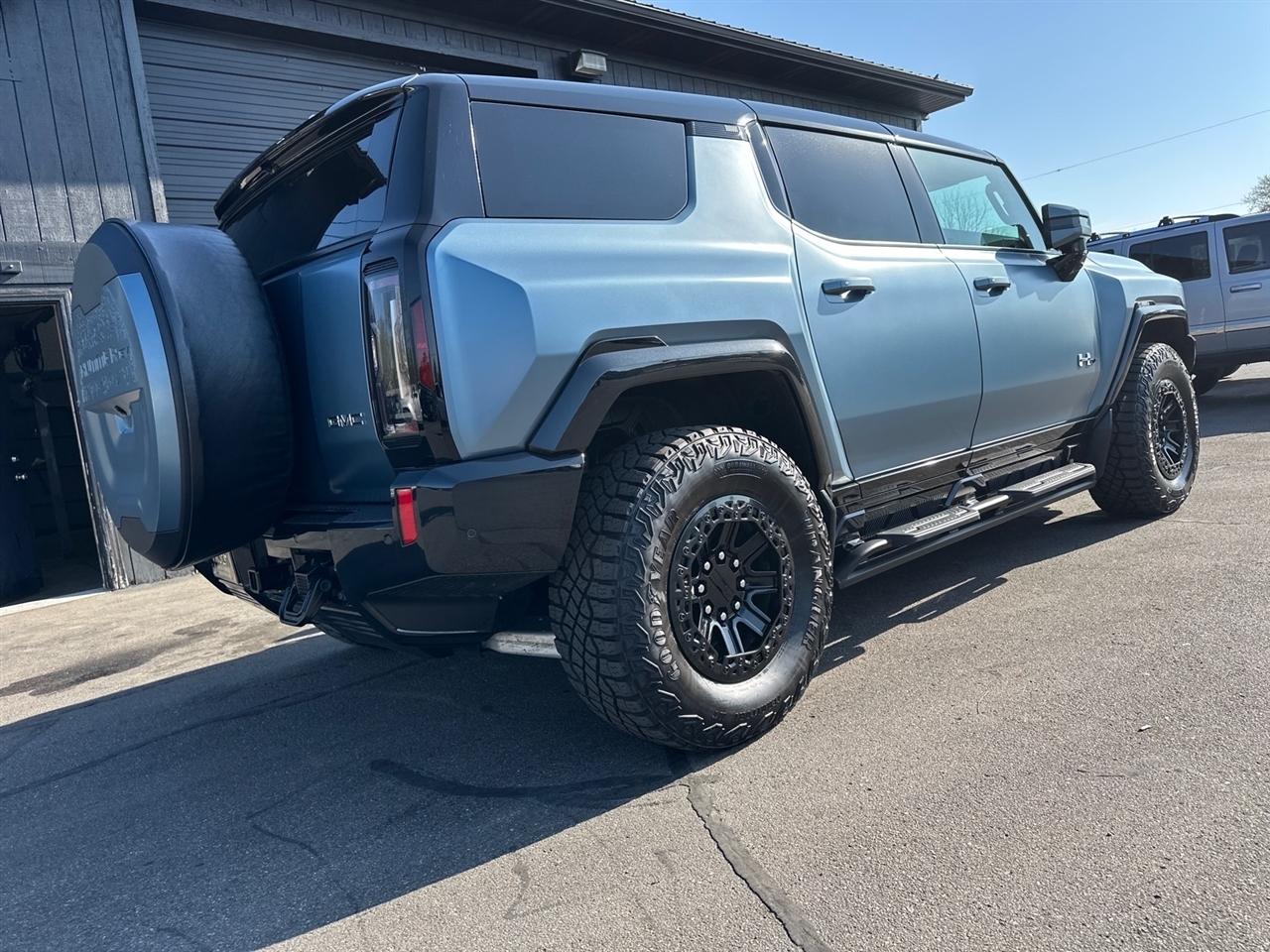 GMC HUMMER EV SUV e4WD 4dr 3X 2024