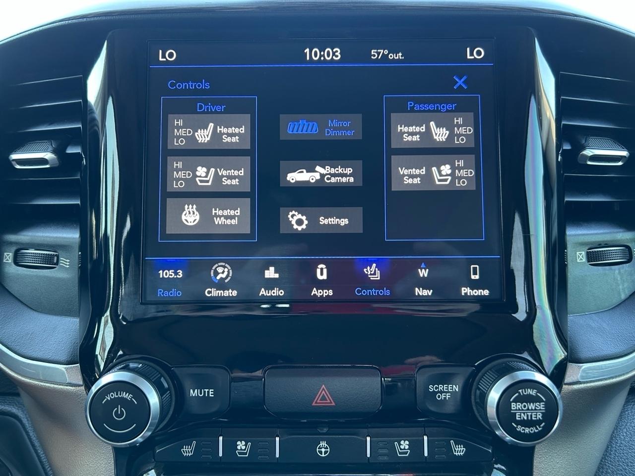 RAM 1500 Laramie 4x4 Crew Cab 5'7" Box 2019