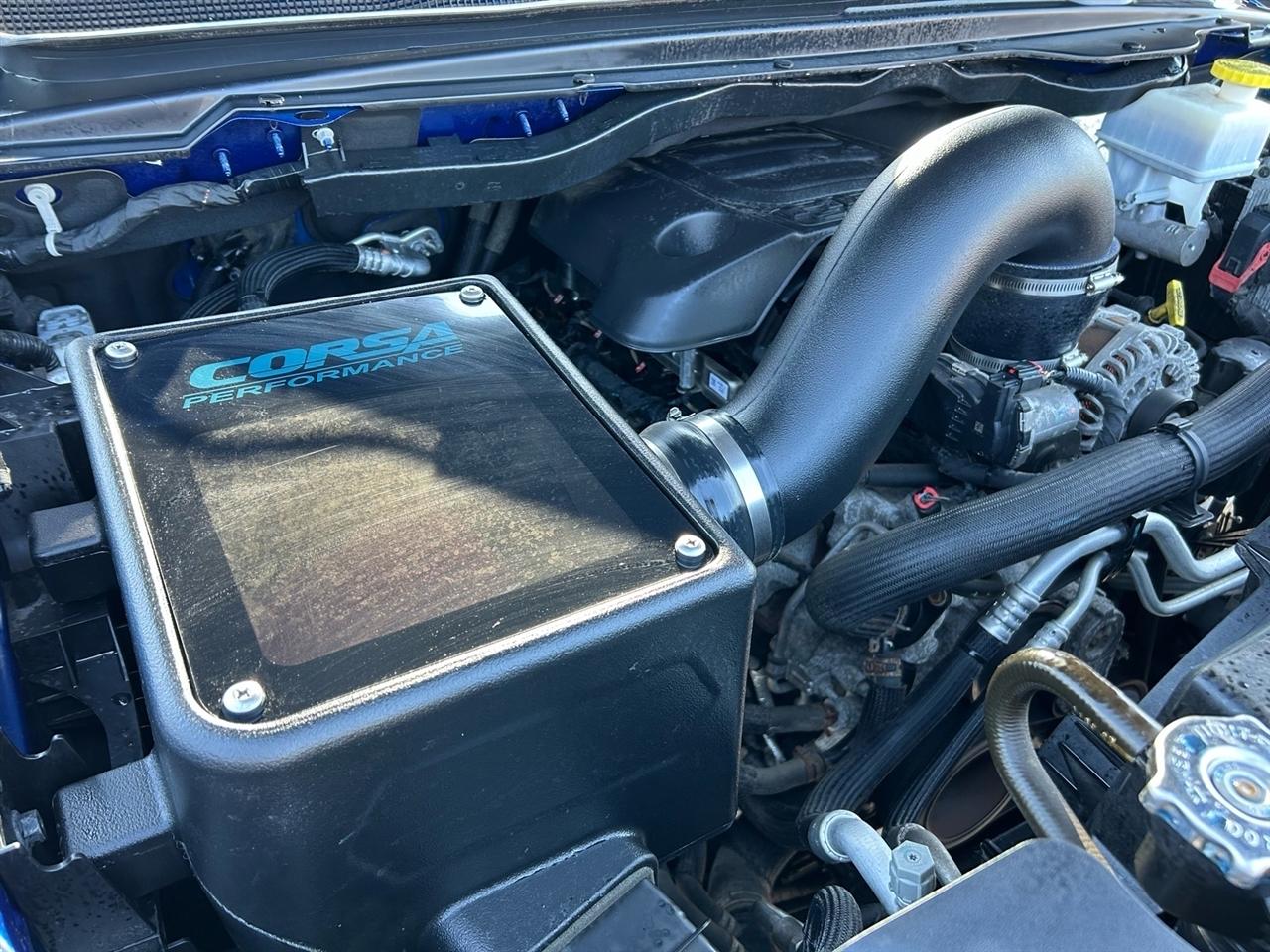 RAM 1500 Laramie 4x4 Crew Cab 5'7" Box 2019