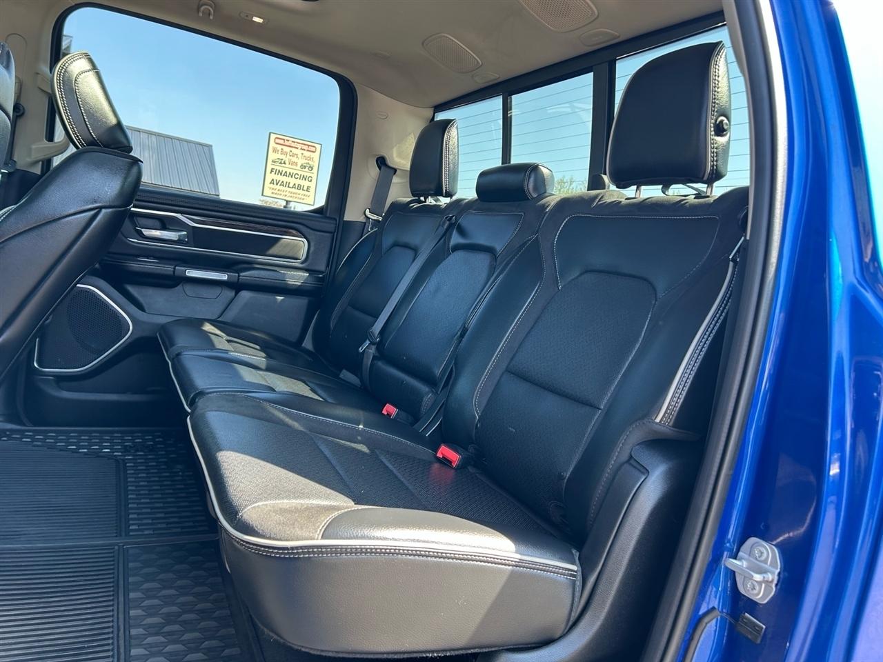 RAM 1500 Laramie 4x4 Crew Cab 5'7" Box 2019