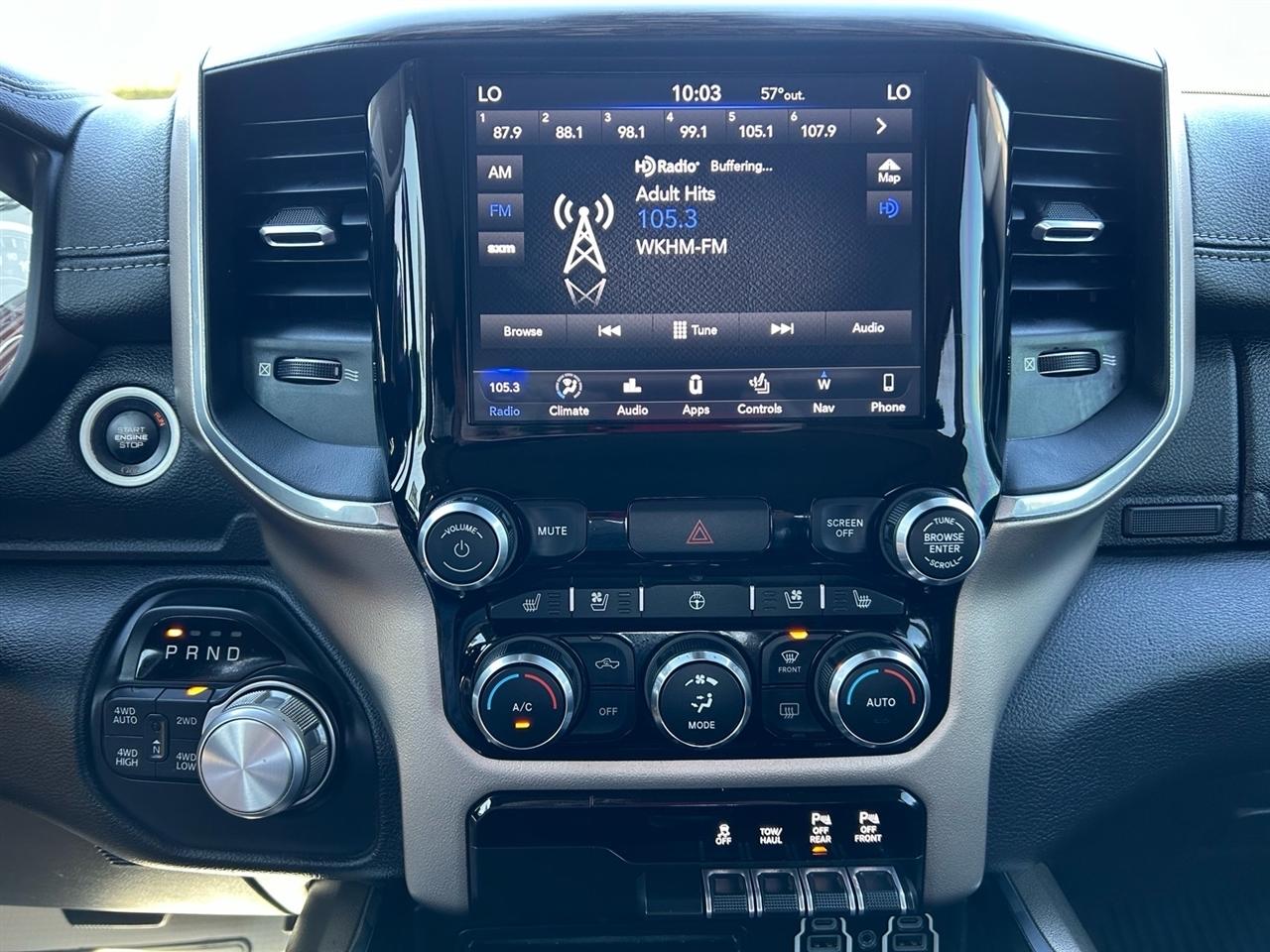 RAM 1500 Laramie 4x4 Crew Cab 5'7" Box 2019