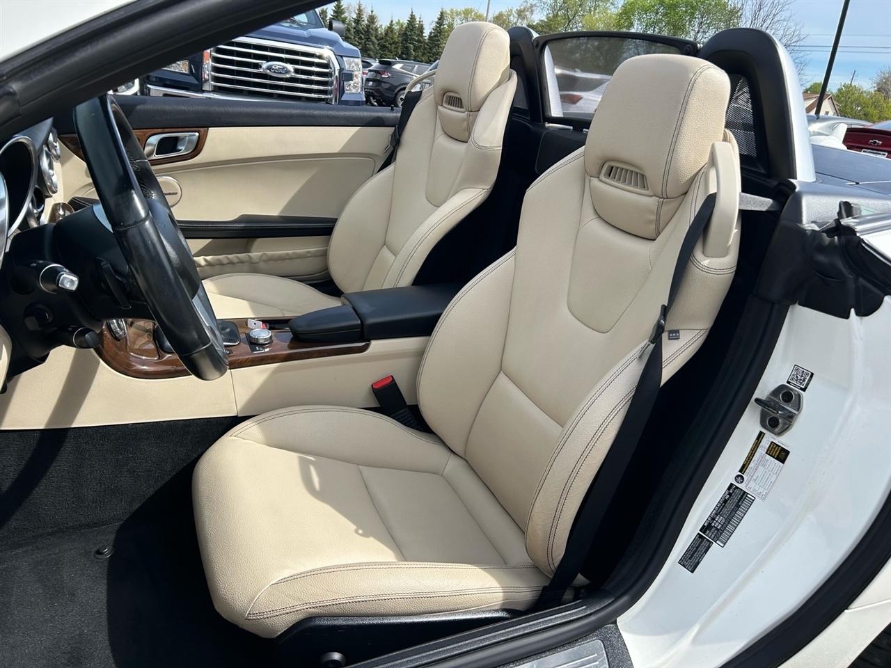 Mercedes-Benz SLK-Class 2dr Roadster SLK 250 2015