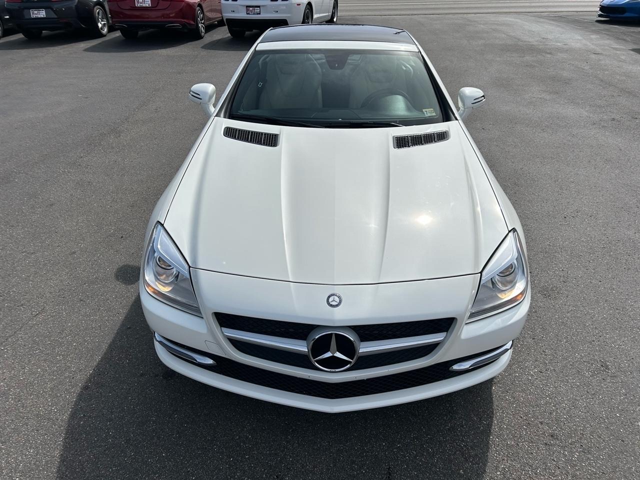 Mercedes-Benz SLK-Class 2dr Roadster SLK 250 2015