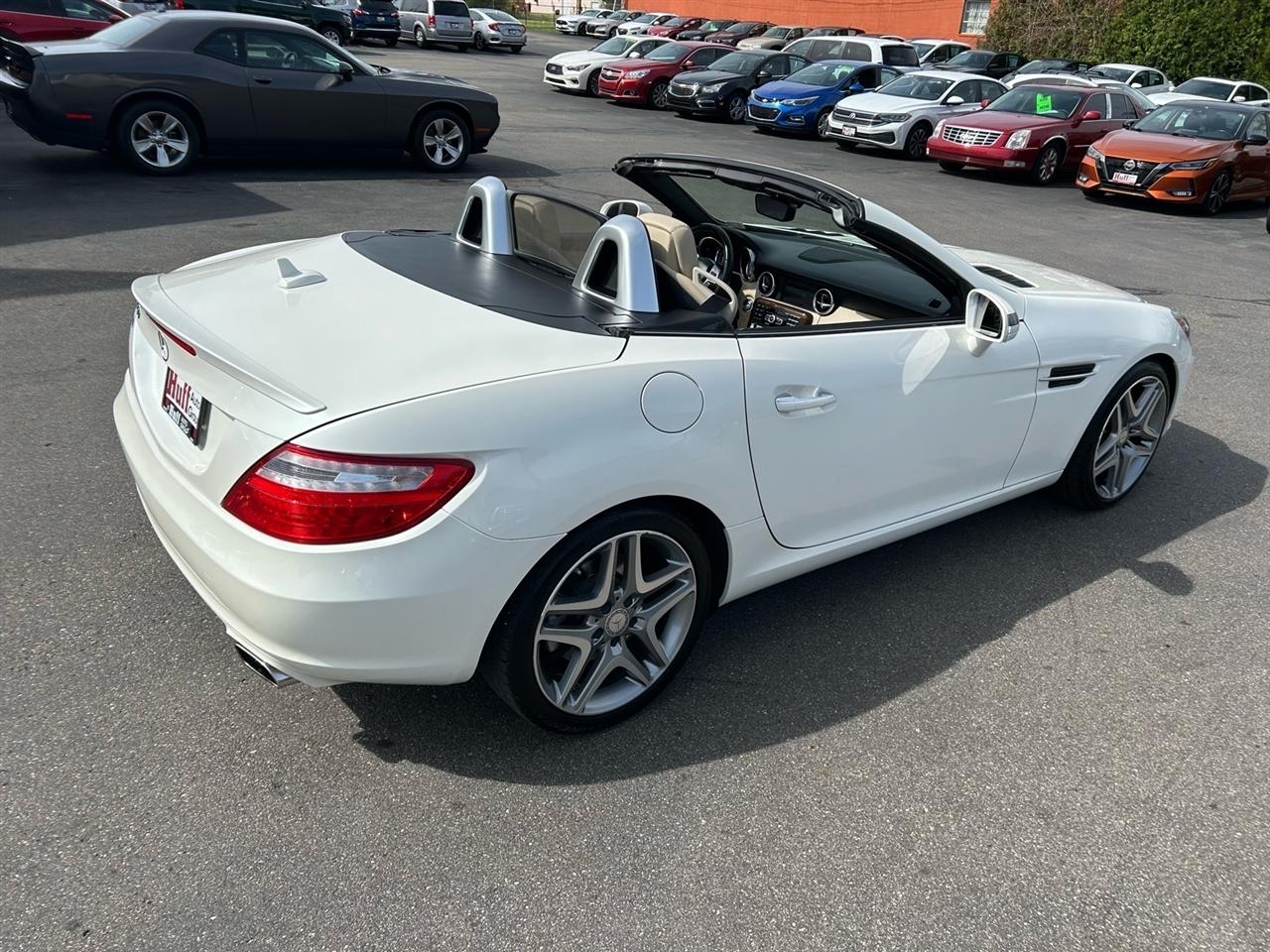 Mercedes-Benz SLK-Class 2dr Roadster SLK 250 2015