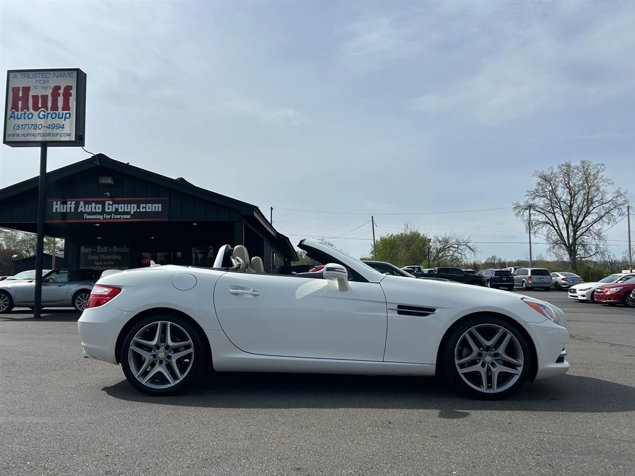 Mercedes-Benz SLK-Class 2dr Roadster SLK 250 2015