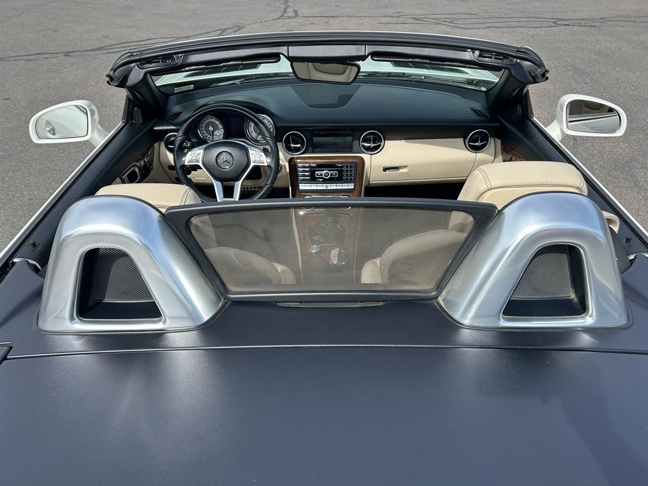 Mercedes-Benz SLK-Class 2dr Roadster SLK 250 2015