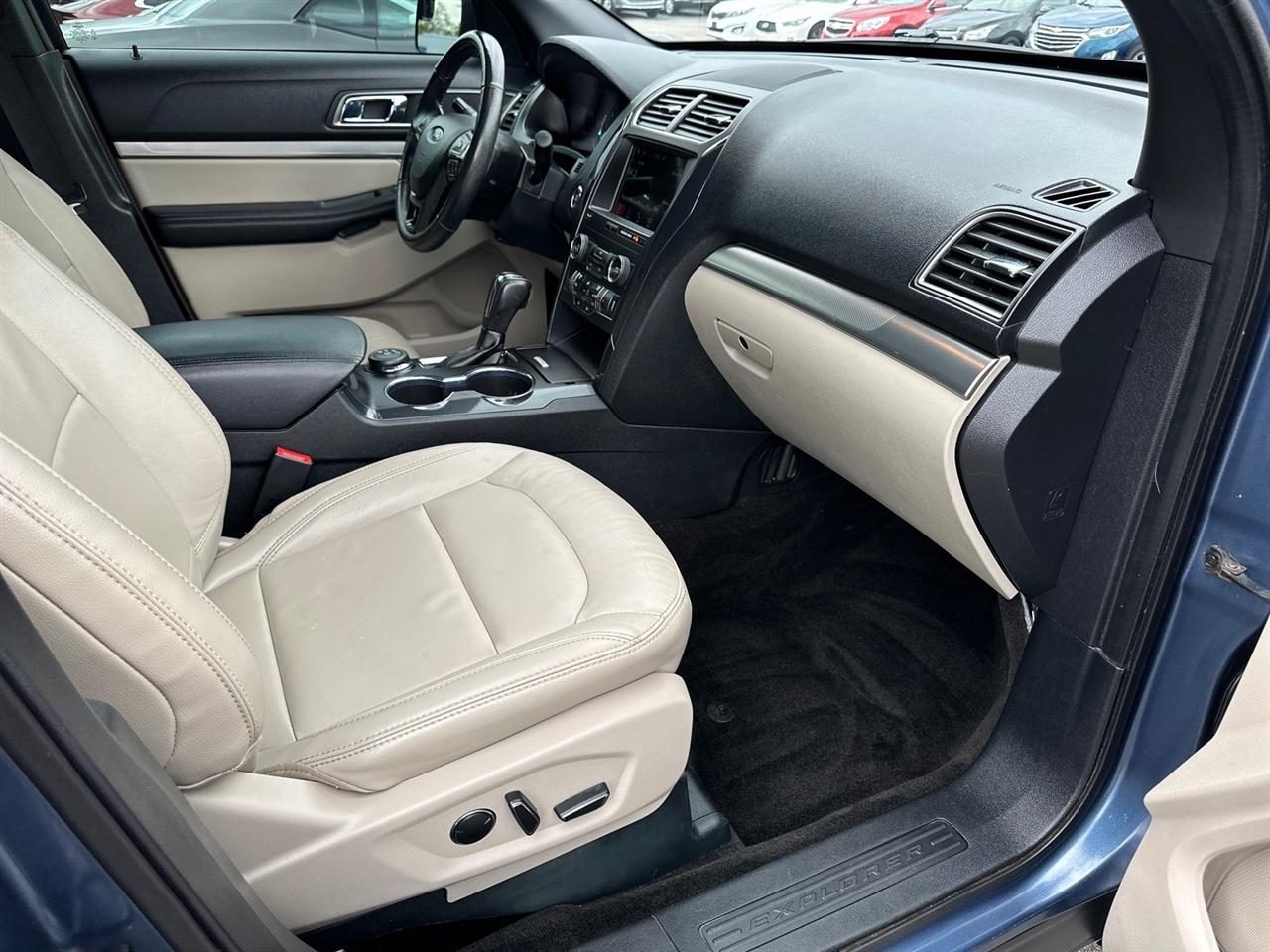 Ford Explorer XLT 4WD 2018