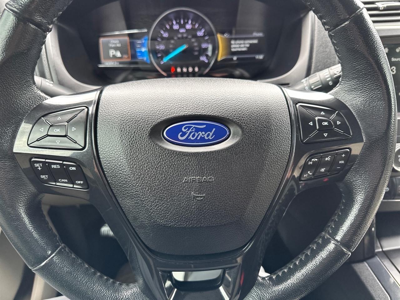 Ford Explorer XLT 4WD 2018