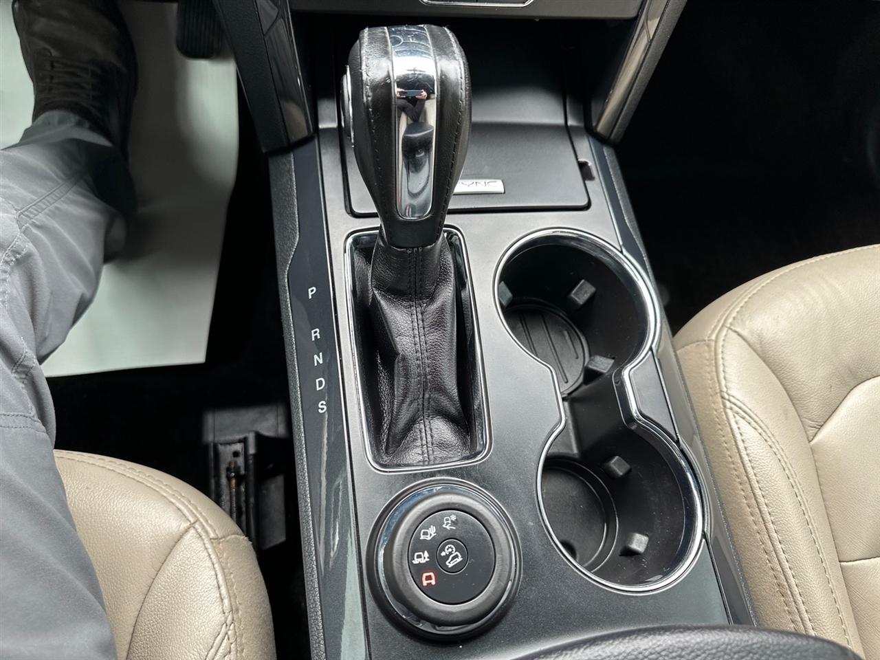 Ford Explorer XLT 4WD 2018