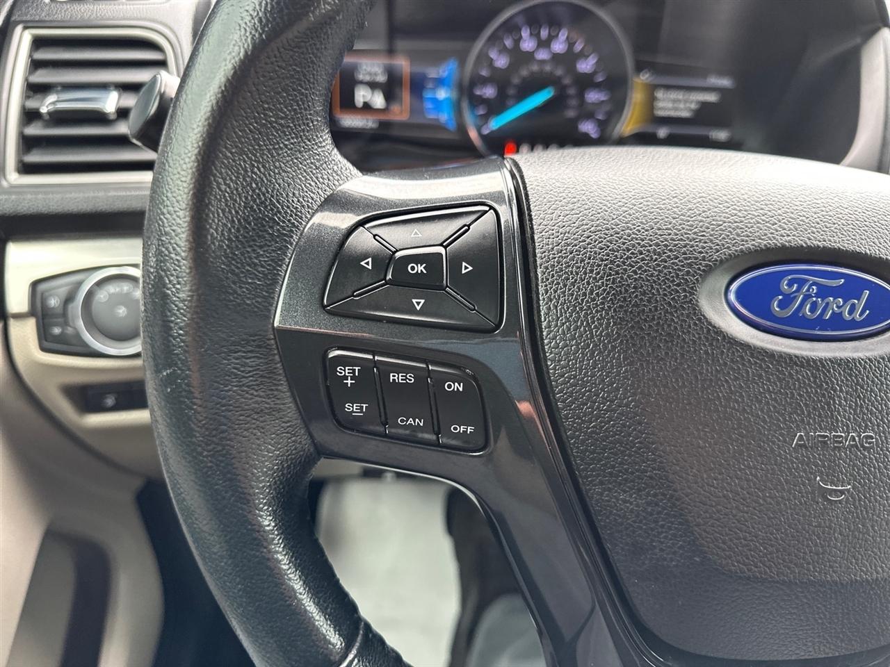 Ford Explorer XLT 4WD 2018