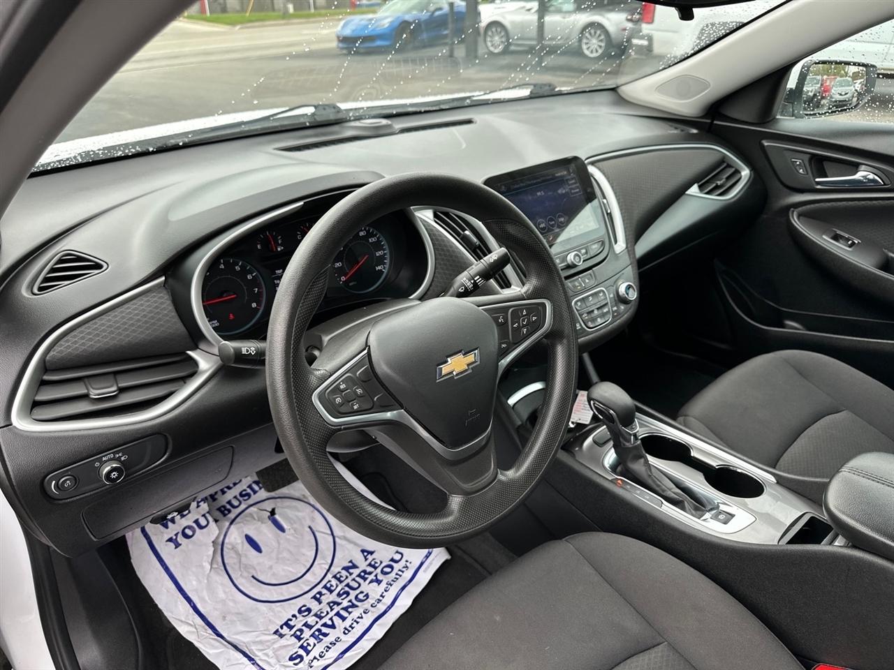 Chevrolet Malibu 4dr Sdn LT 2022