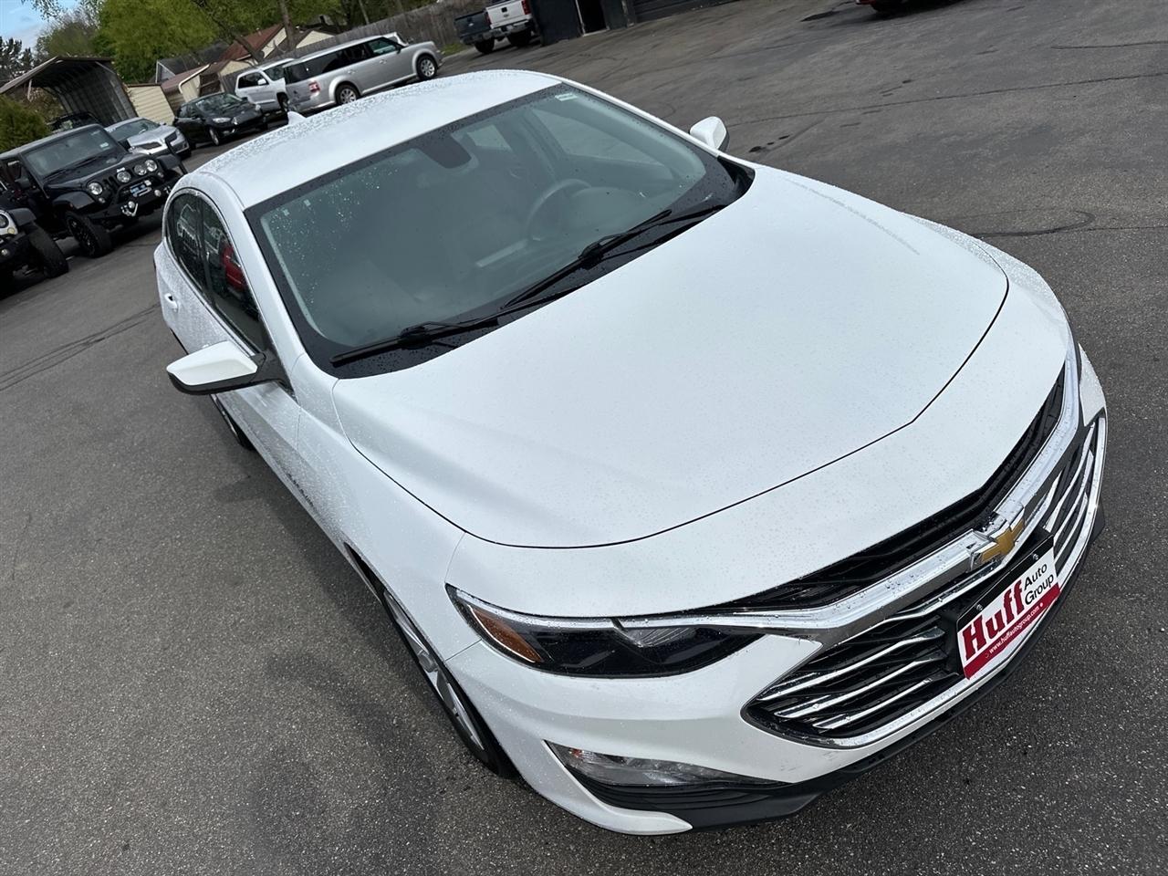 Chevrolet Malibu 4dr Sdn LT 2022
