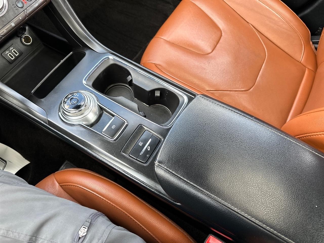 Ford Fusion Hybrid Titanium FWD 2019