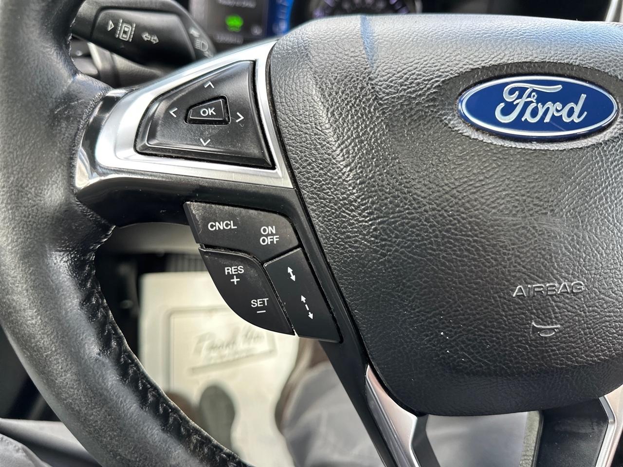 Ford Fusion Hybrid Titanium FWD 2019