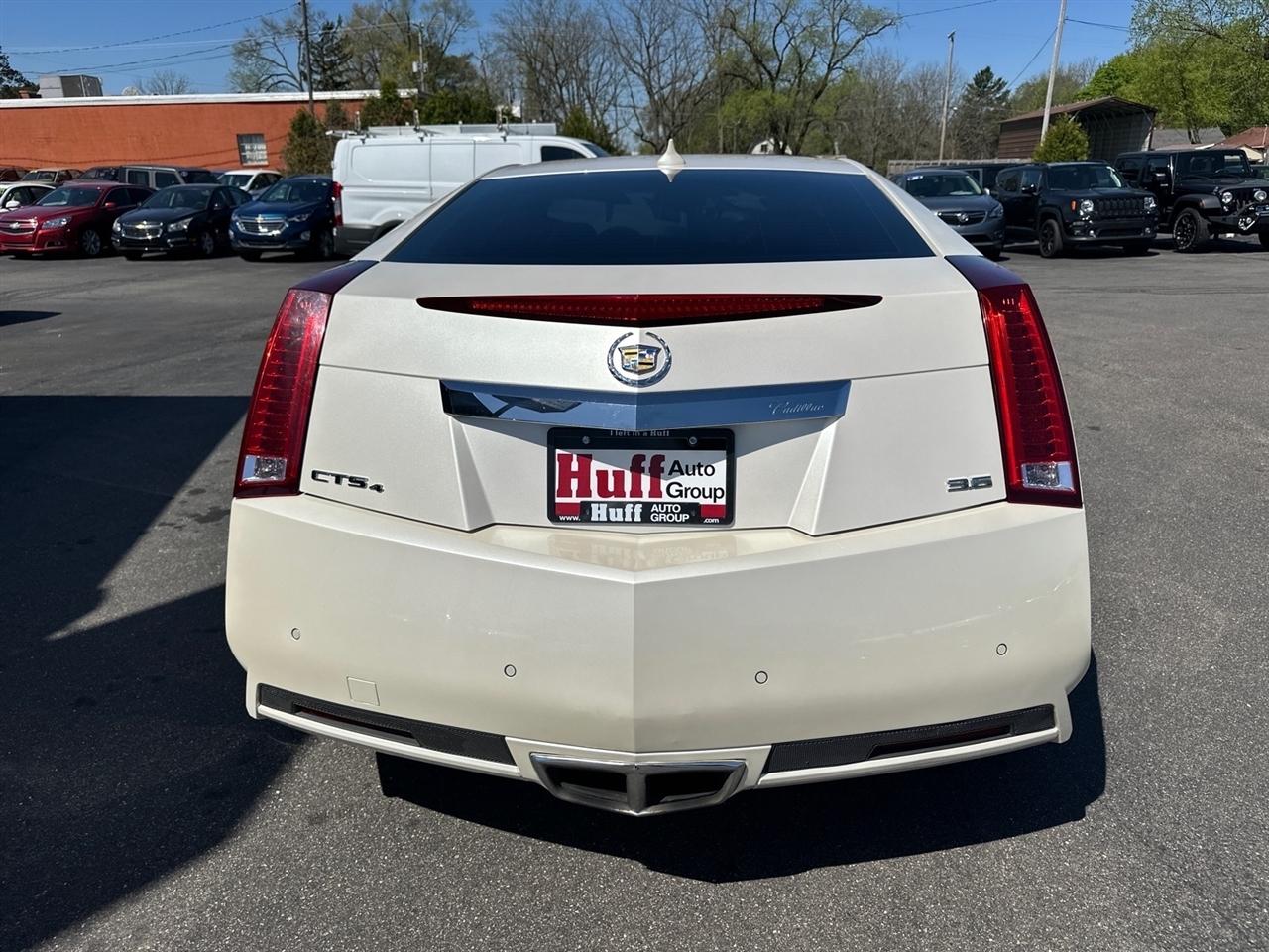 Cadillac CTS Coupe 2dr Cpe Performance AWD 2011
