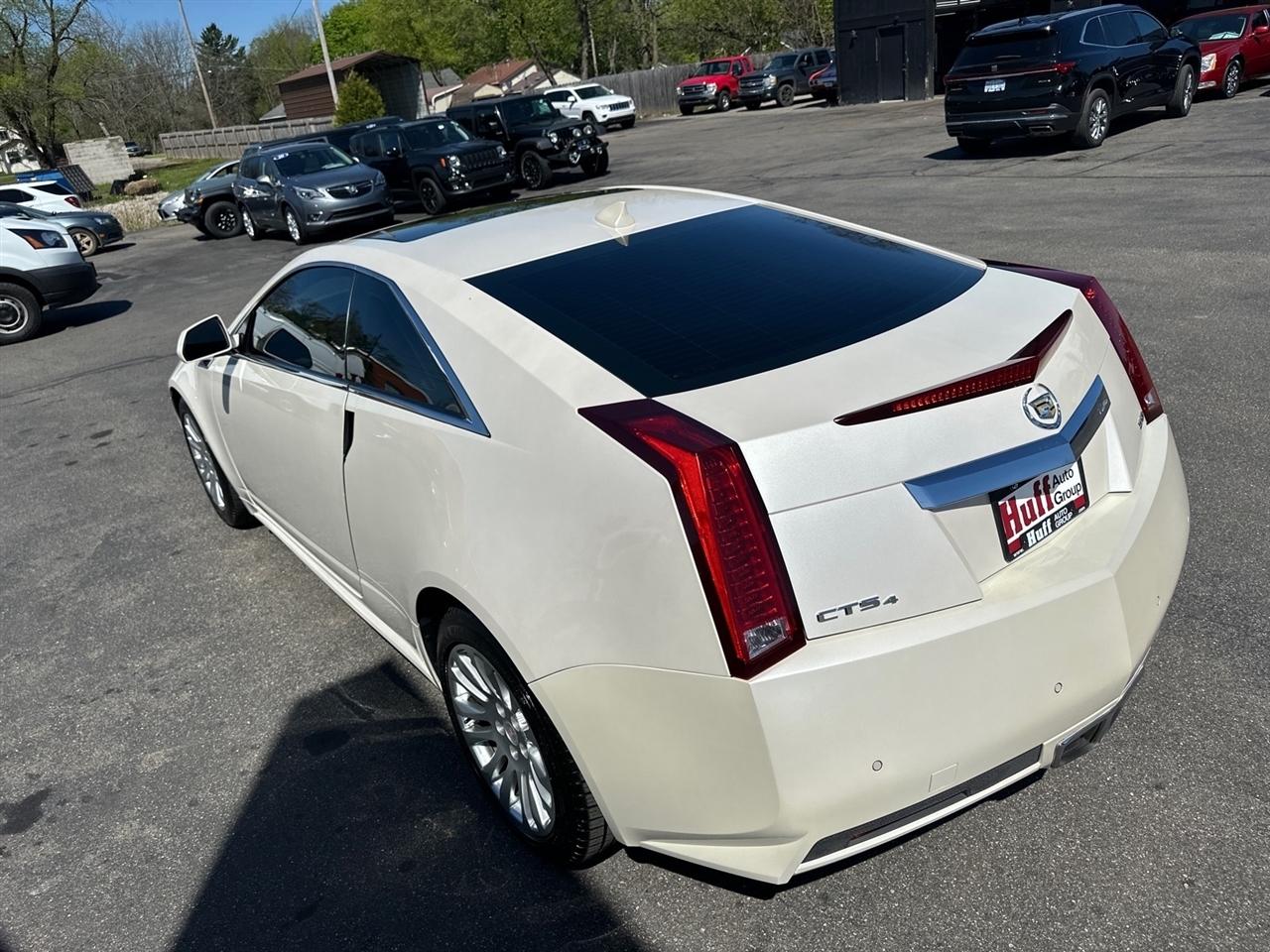 Cadillac CTS Coupe 2dr Cpe Performance AWD 2011