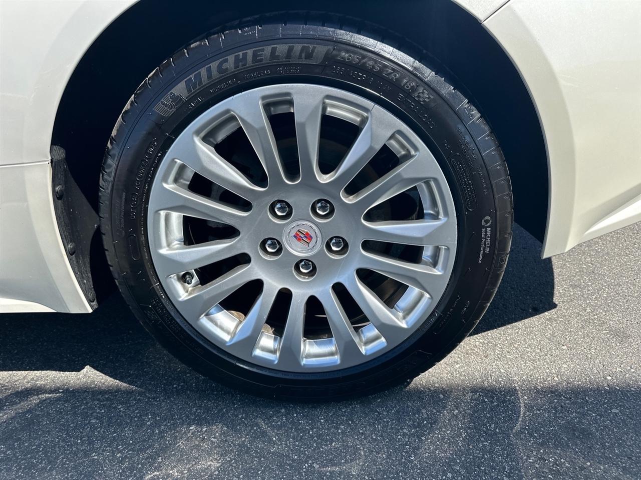 Cadillac CTS Coupe 2dr Cpe Performance AWD 2011