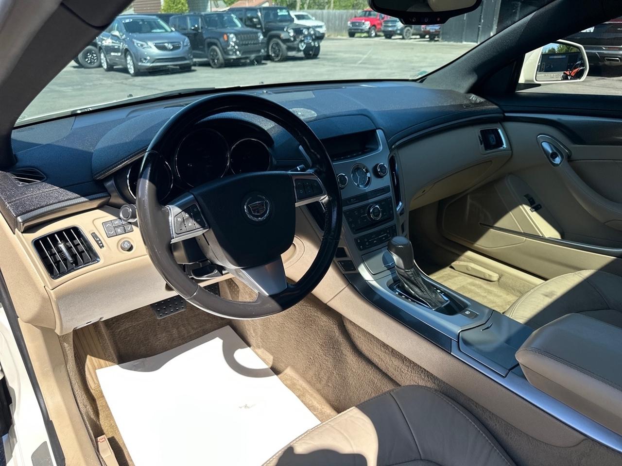Cadillac CTS Coupe 2dr Cpe Performance AWD 2011
