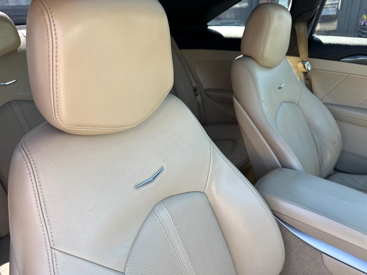 Cadillac CTS Coupe 2dr Cpe Performance AWD 2011