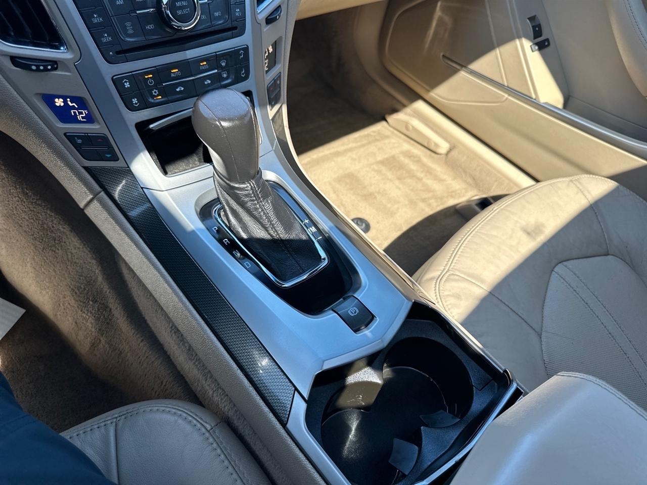 Cadillac CTS Coupe 2dr Cpe Performance AWD 2011